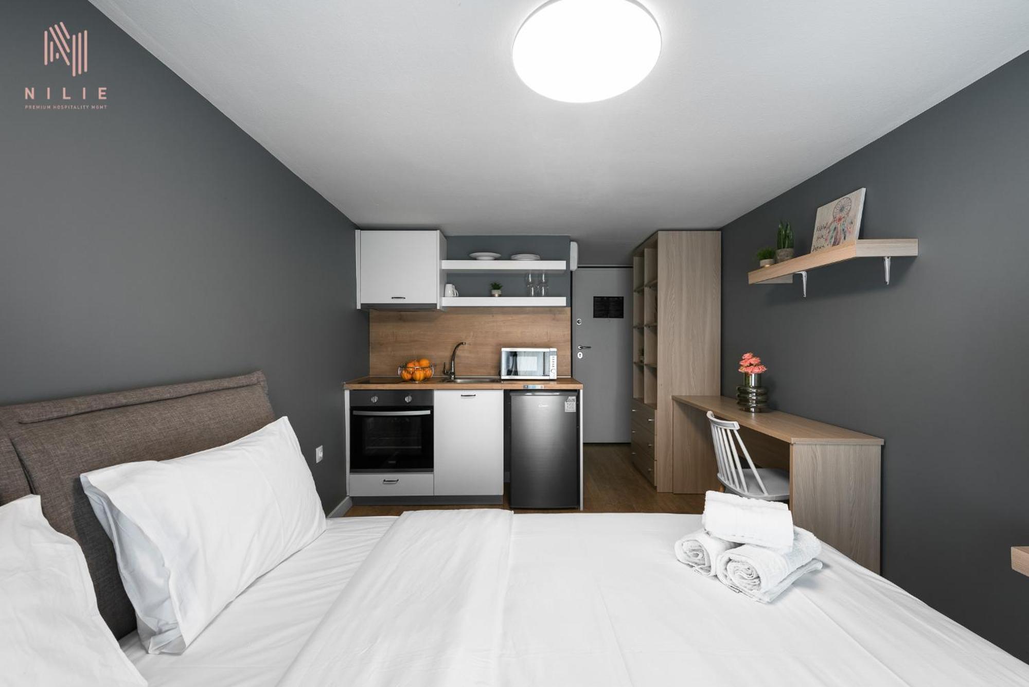 Denizen Boutique Apartments, Nilie Hospitality Mgmt Салоники Экстерьер фото